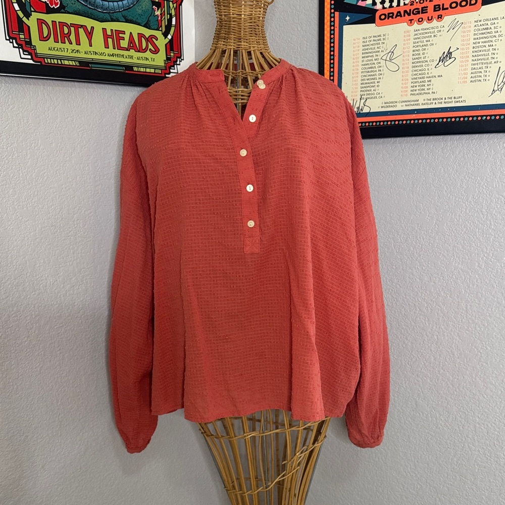 Universal Thread Coral Blouse with Buttons